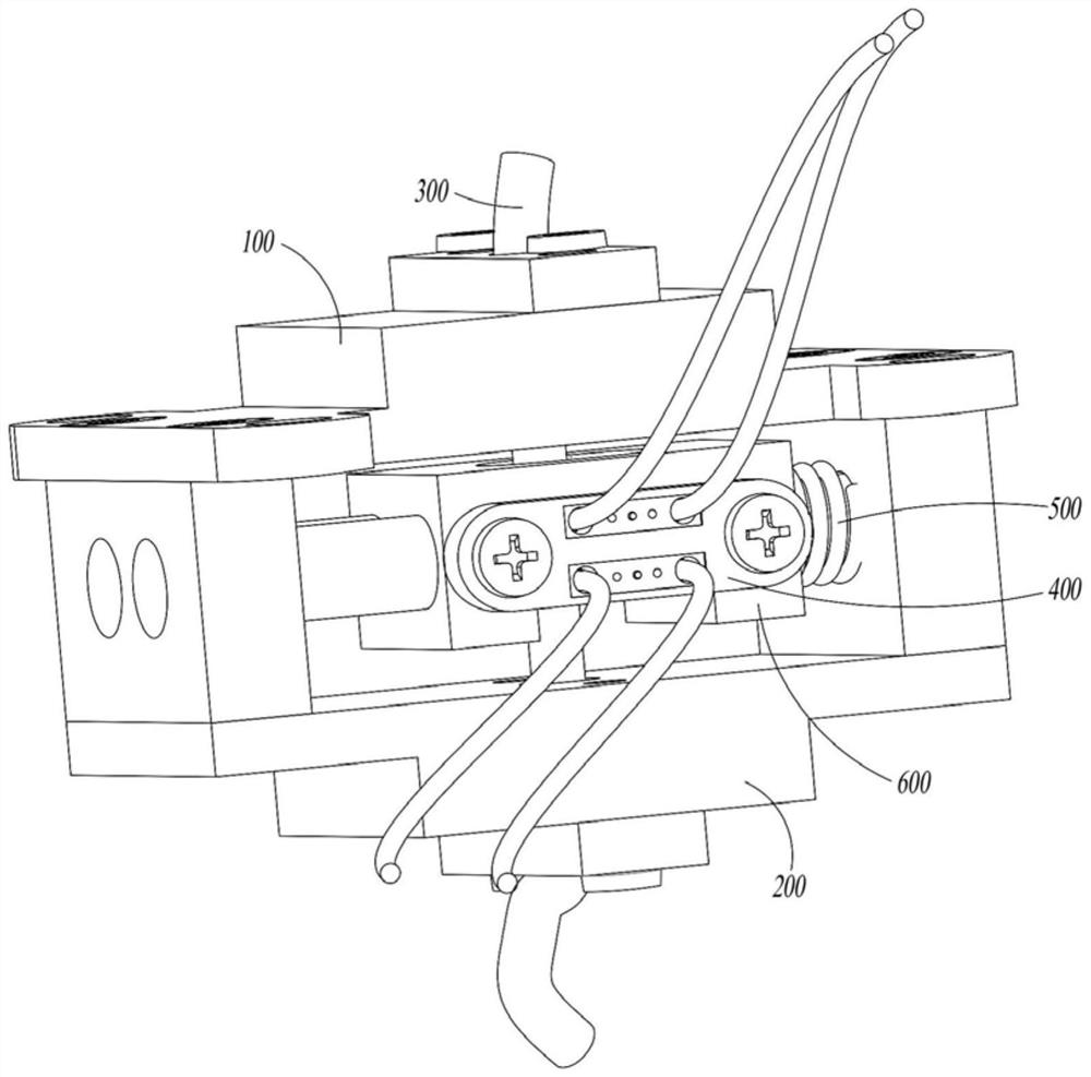 Compression release device and spacecraft