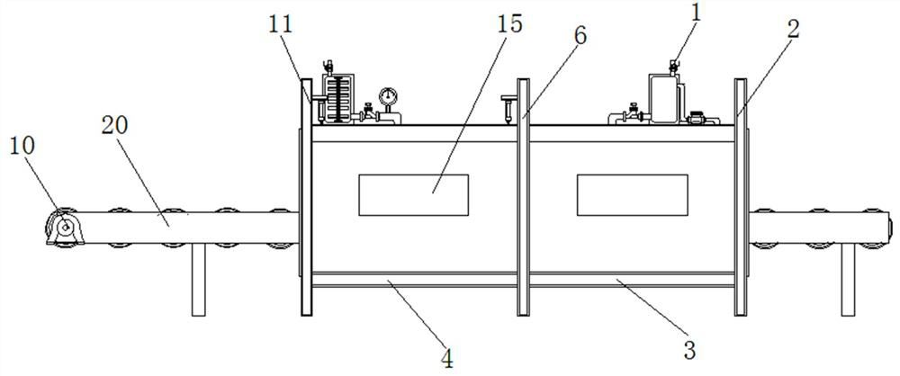 Surface heat treatment device suitable for large-sized metallic object