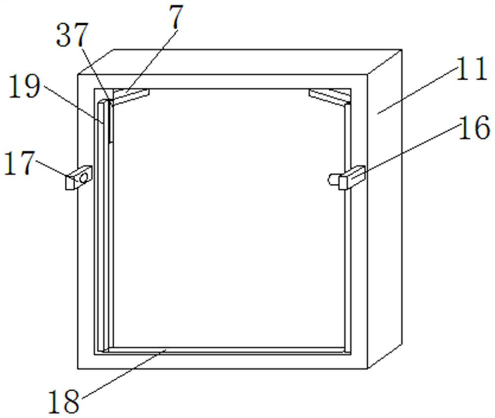 Surface heat treatment device suitable for large-sized metallic object