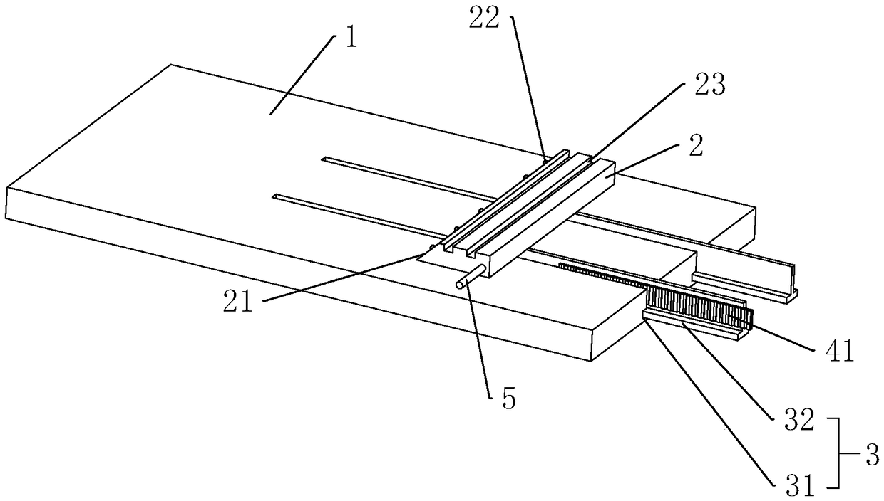 Cloth supporting mechanism of cloth plaiting machine