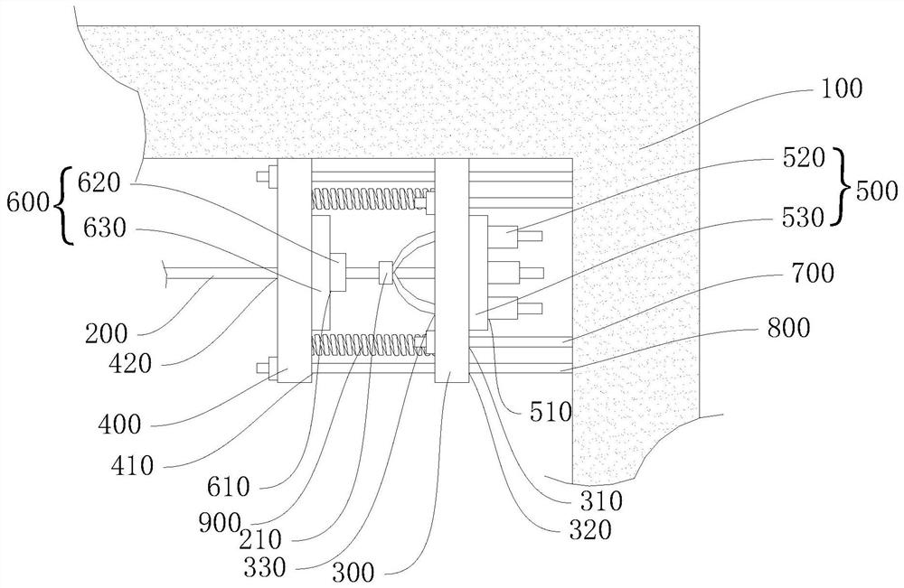 A prestressed steel strand anchoring device