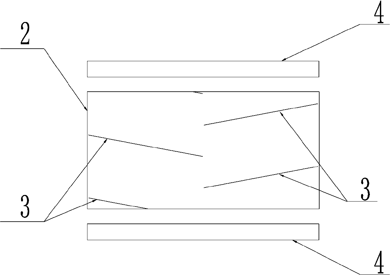 Waste crushing device of aluminum electrolytic capacitor