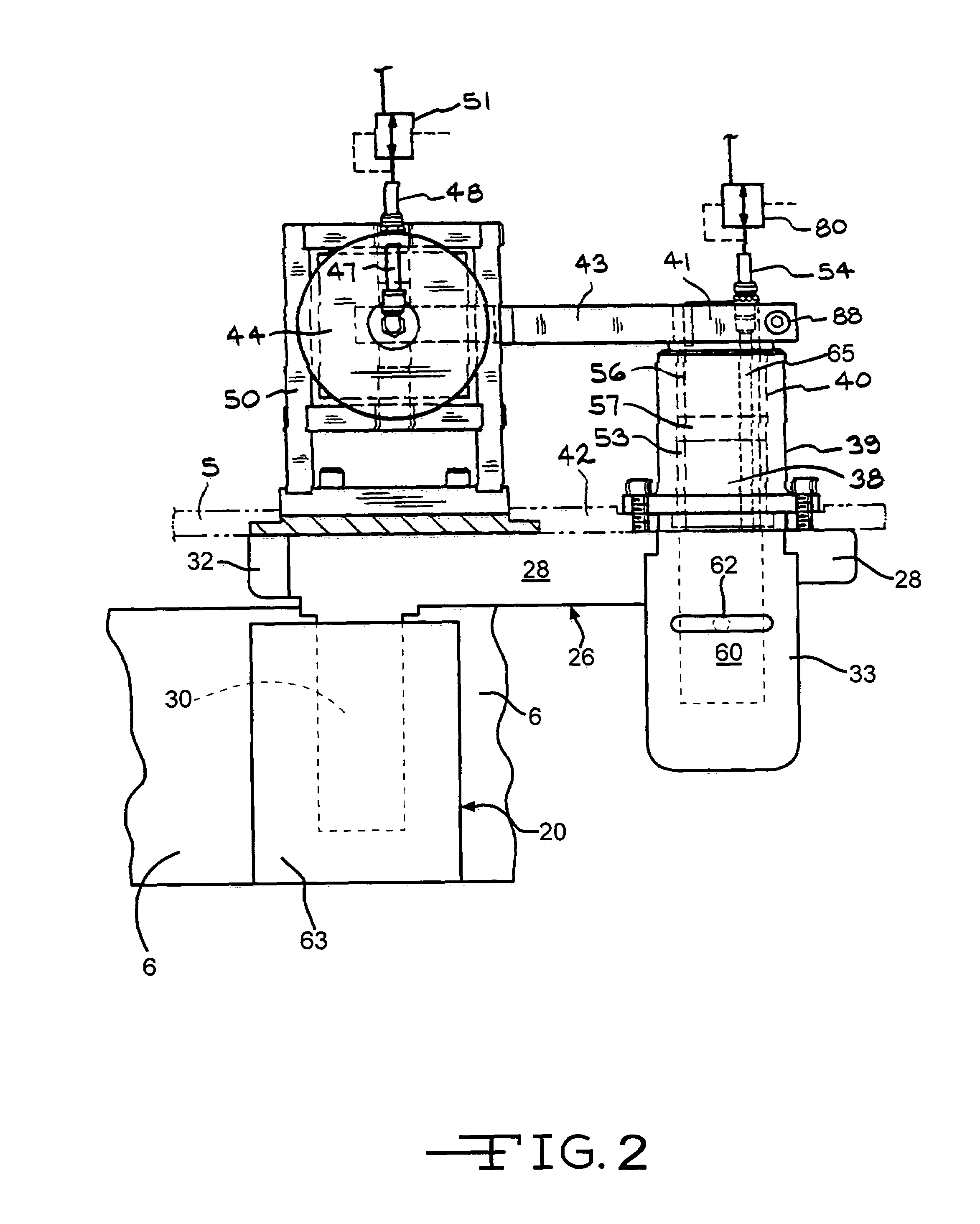 Fiber chopper with improved idler roll