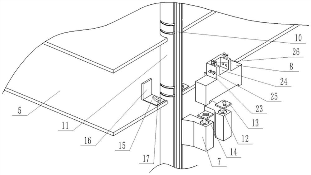 Emergency disposal equipment and use method thereof for integral lifting aerial corridor between ultra-high group towers