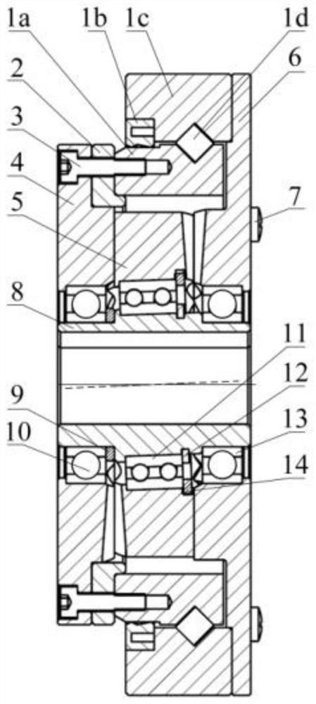 A nutation transmission device for cambered secondary enveloping crown gears