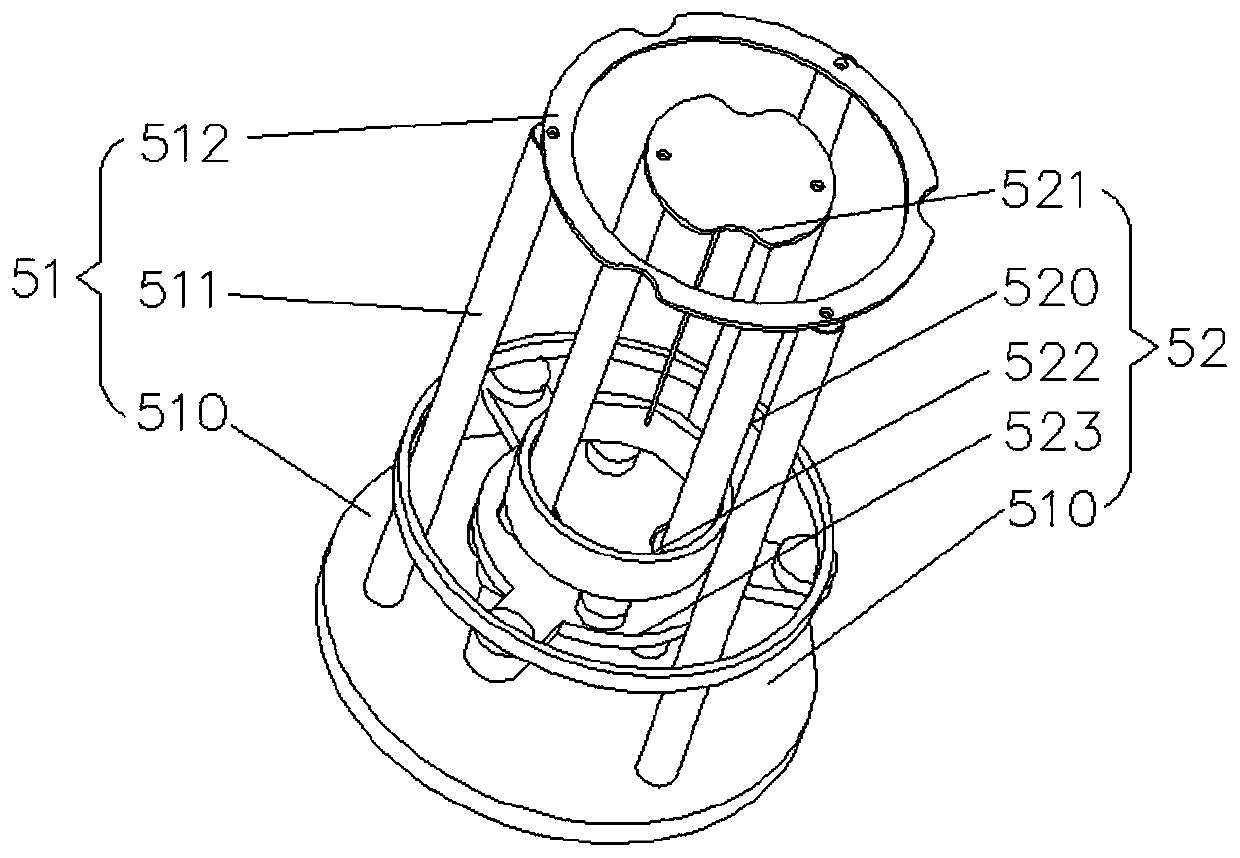 Disc core material storage and feeding device