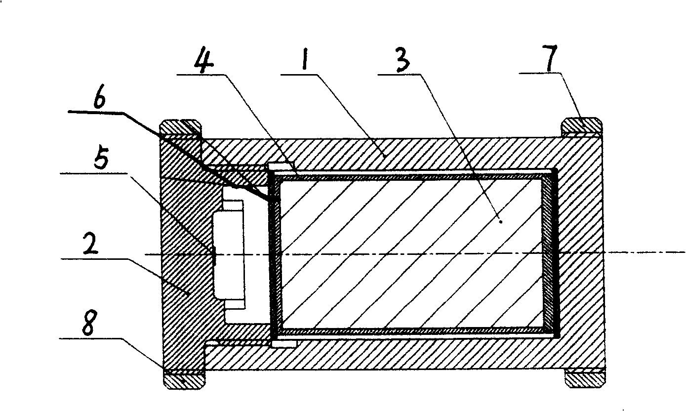 Integrated electric voltage detector based on strain effect