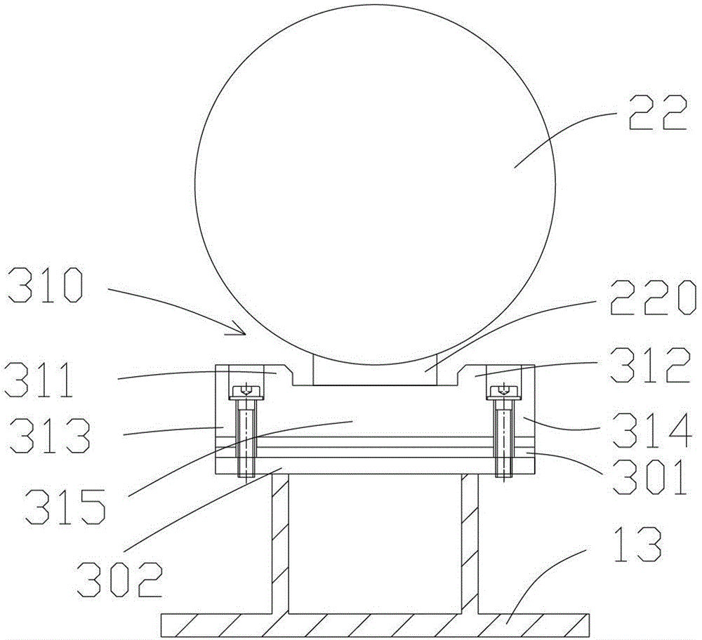 Multi-knuckle-arm retracting mechanism and engineering machinery vehicle