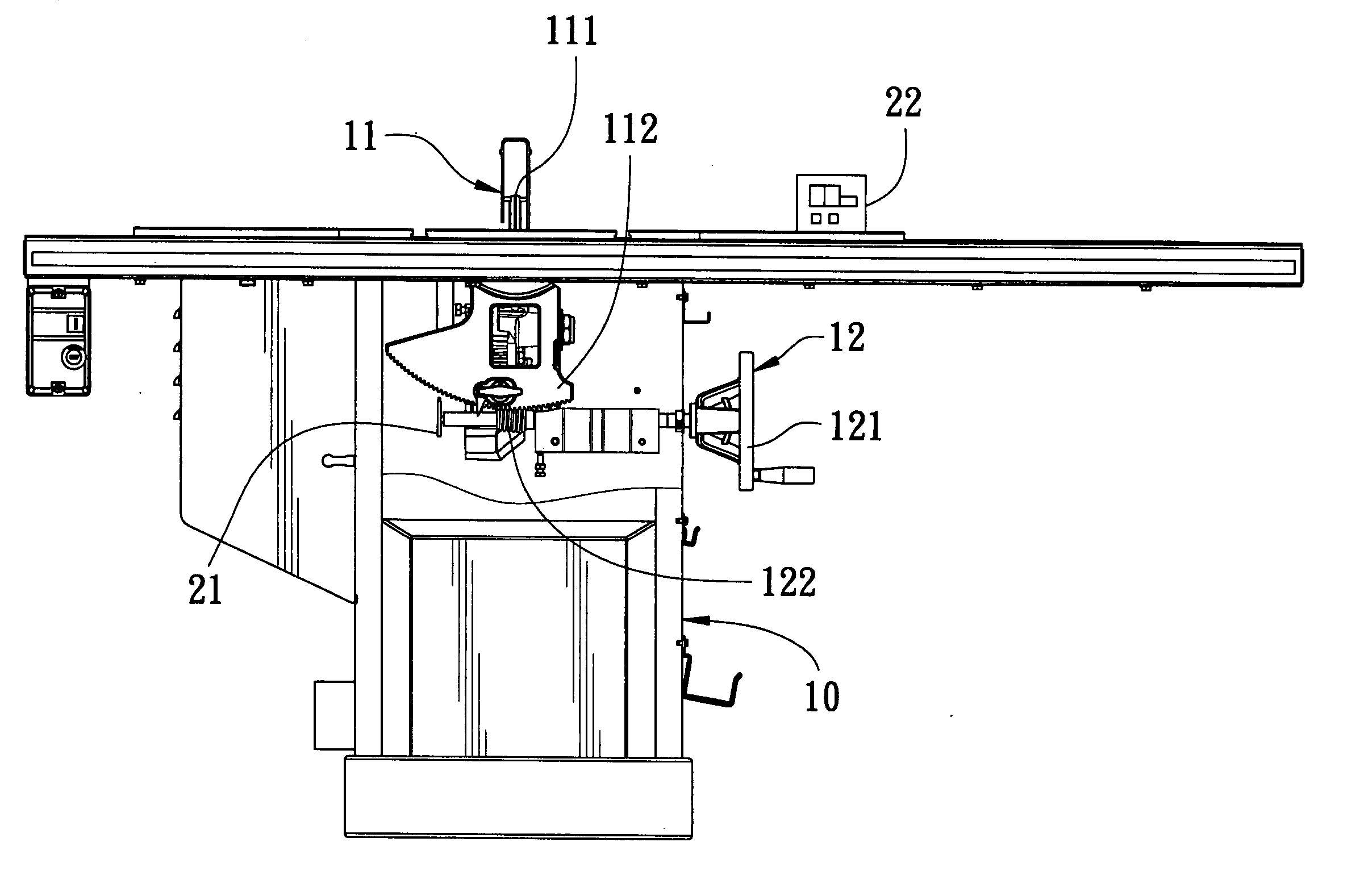 Sawing angle indicating-and-reading device for a table sawing machine