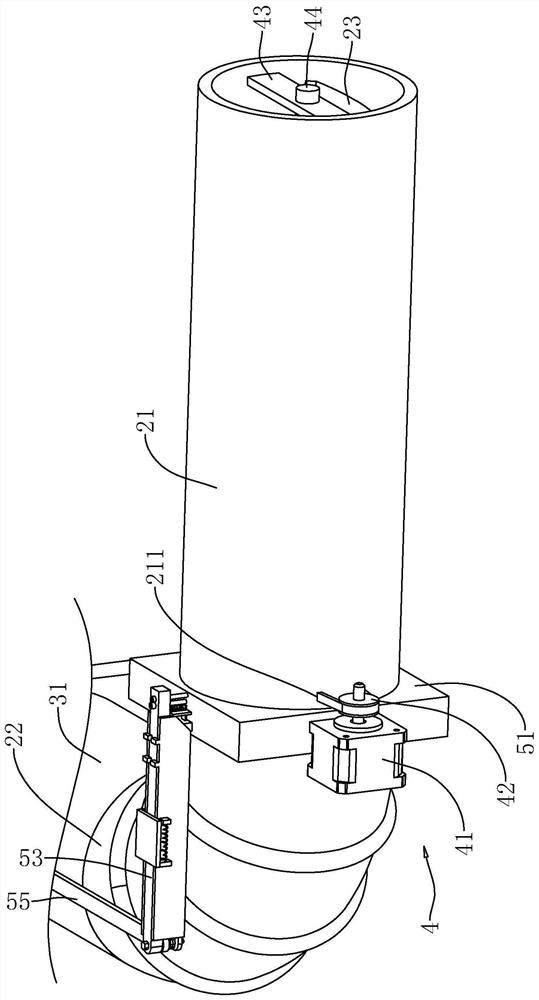 Conveying mechanism moving along with soil sampling mechanism