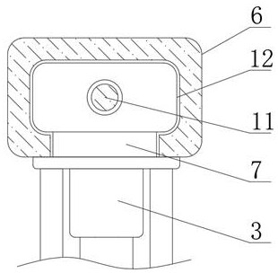 Multi-station continuous machining laser cutting device facilitating arc cutting