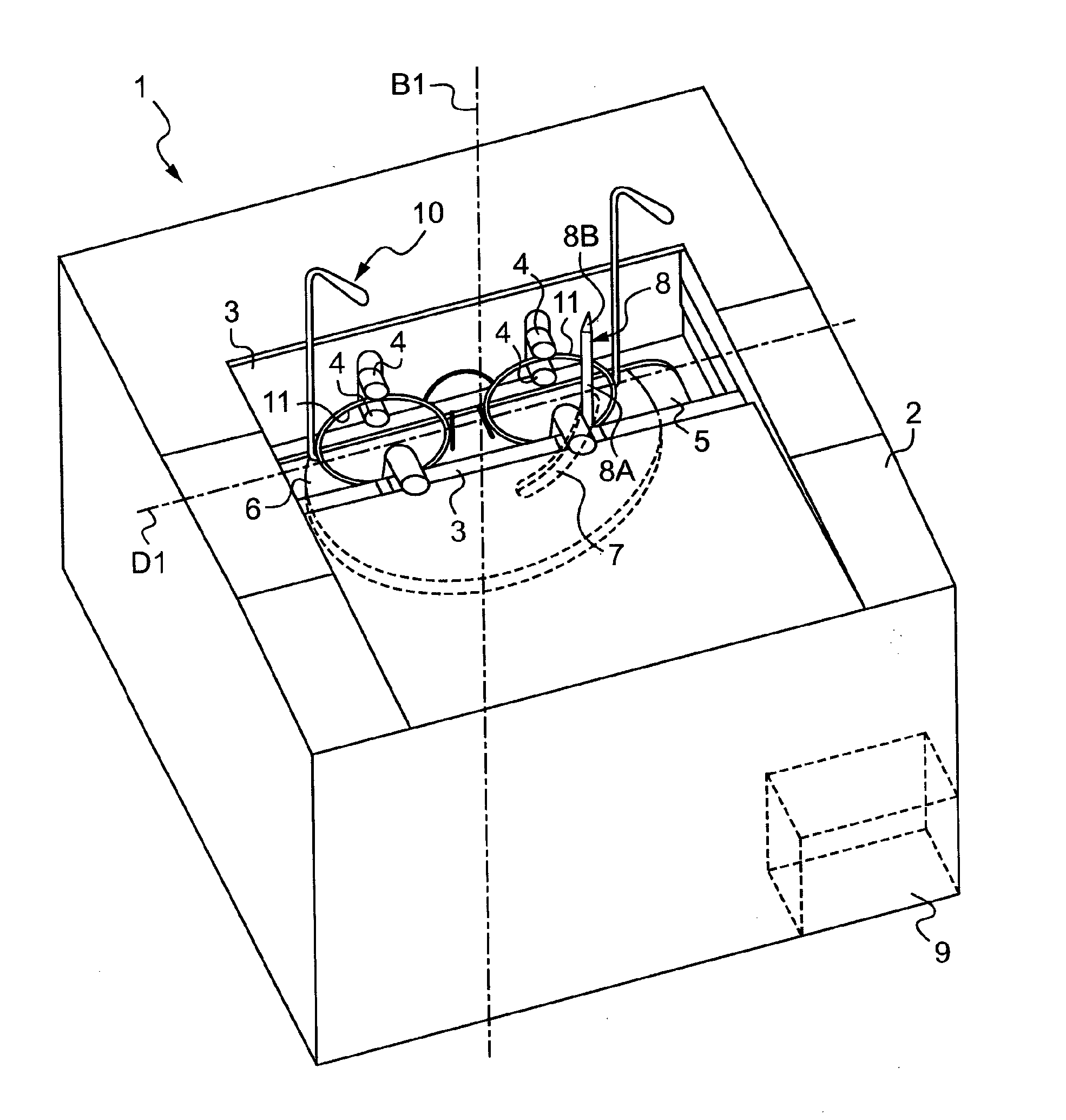 Method of preparing an ophthalmic lens with special machining of its engagement ridge