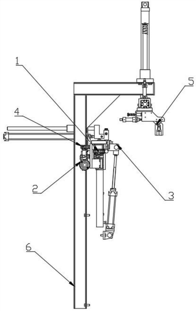 Automatic stamping assembly line for processing bulk container bottom plates