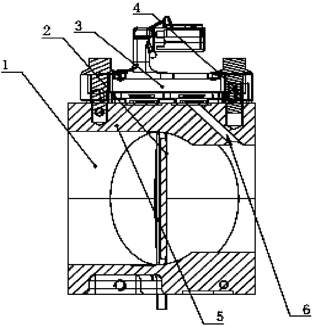 Throttling valve and engine