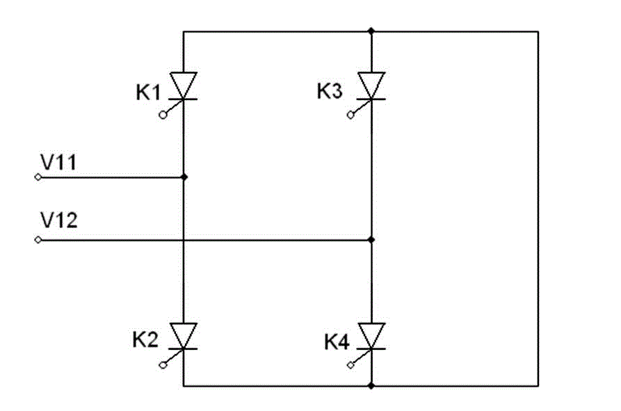 High voltage dynamic reactive compensation device