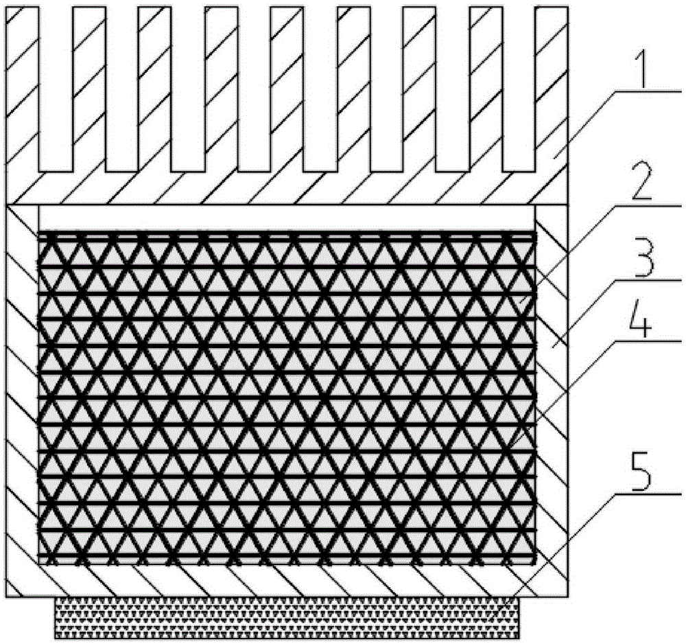 Composite phase change material heat sink of metal fiber porous skeleton and manufacturing method thereof