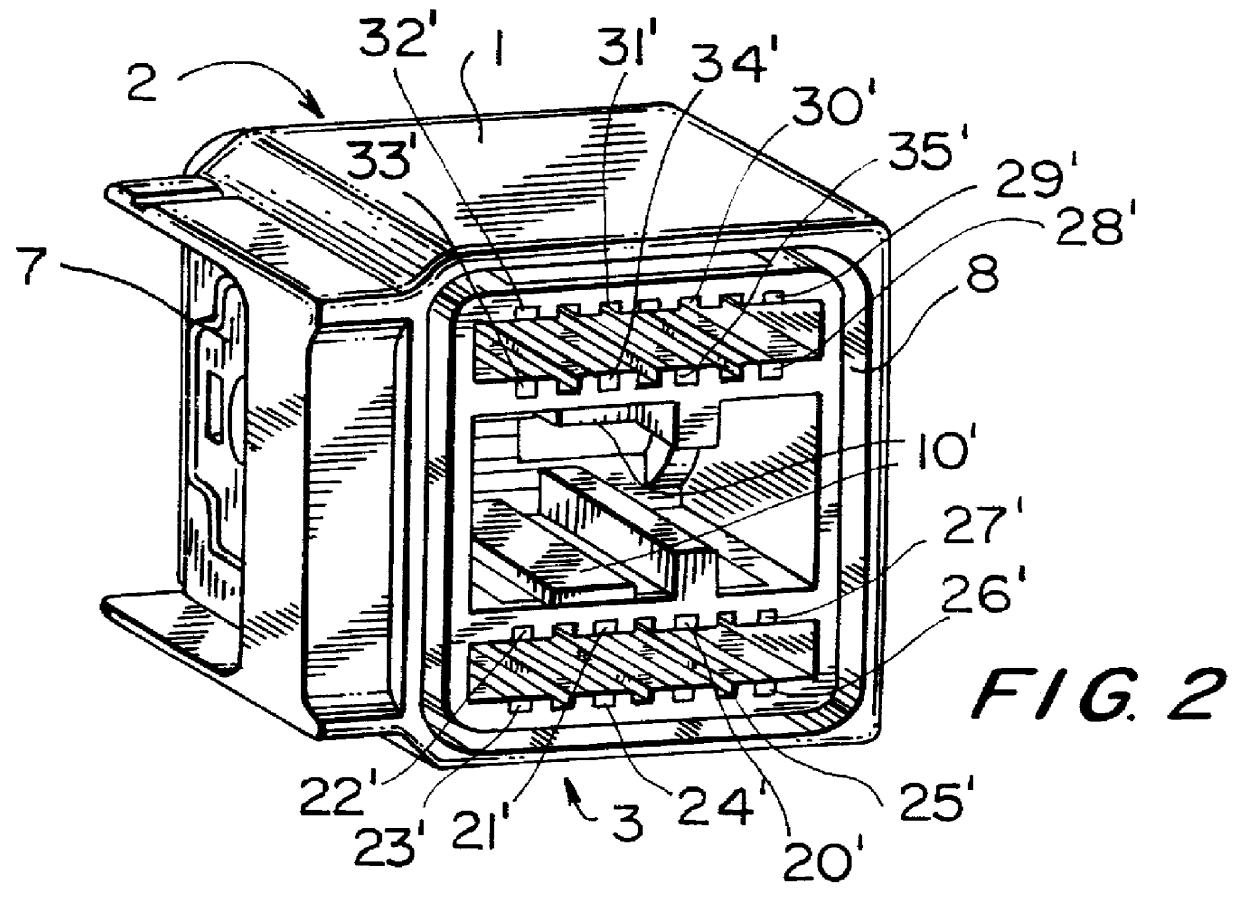 Connection element for providing an electrical connection to electrical elements arranged in a group