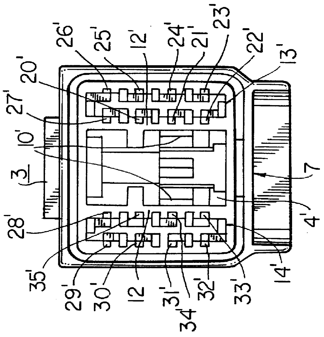 Connection element for providing an electrical connection to electrical elements arranged in a group