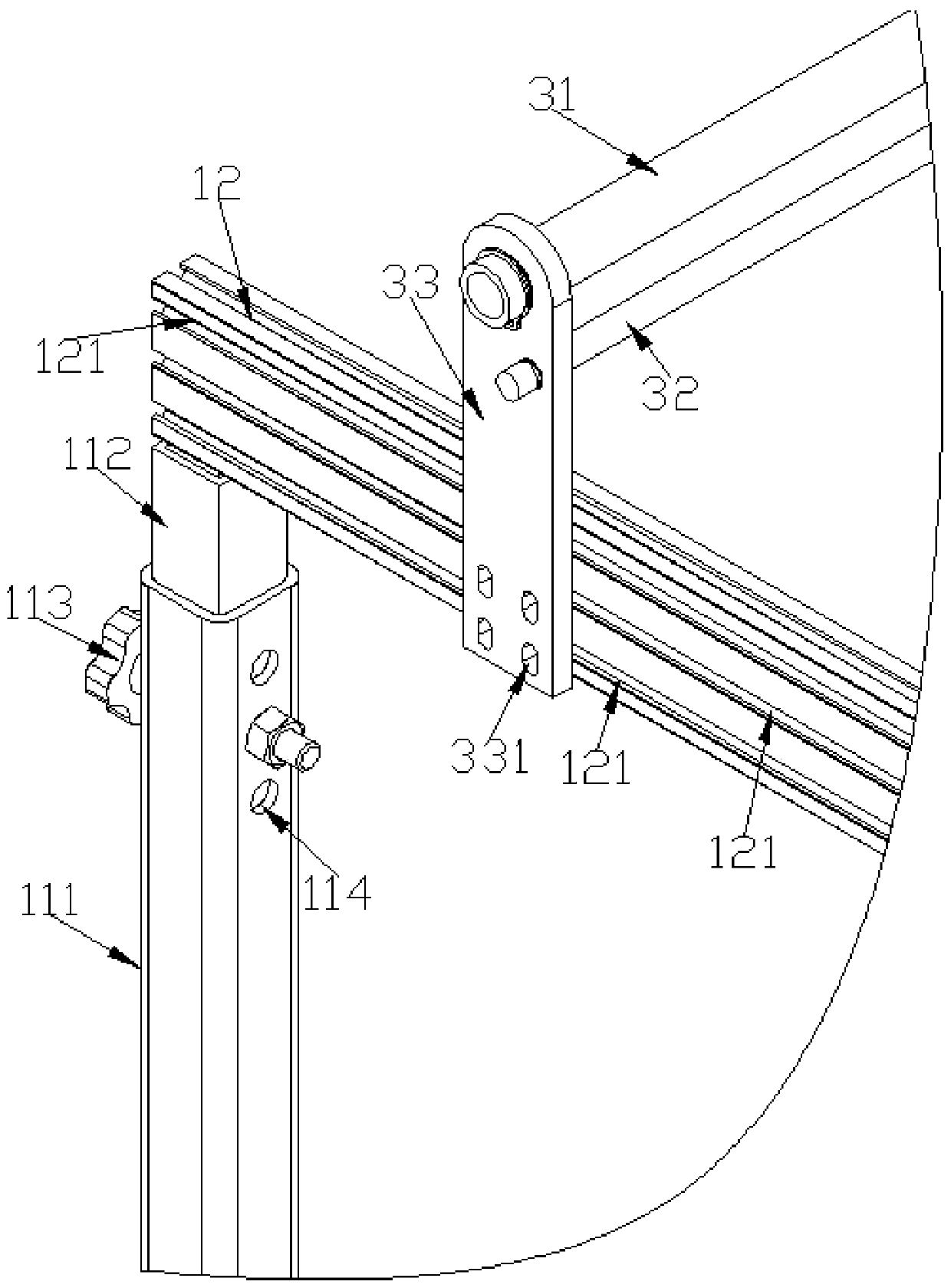 Self-balancing adjusting device for assembly line