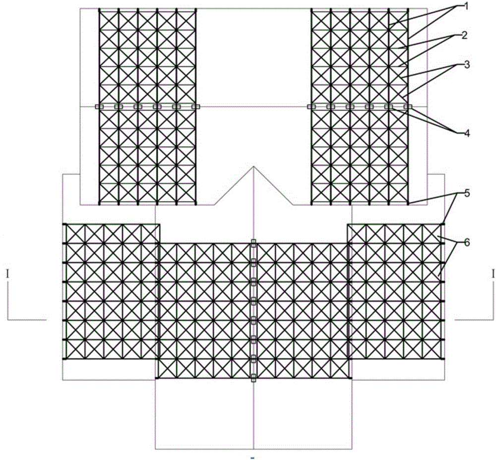 Latticed soft roof covering system and fixing method for roof greening