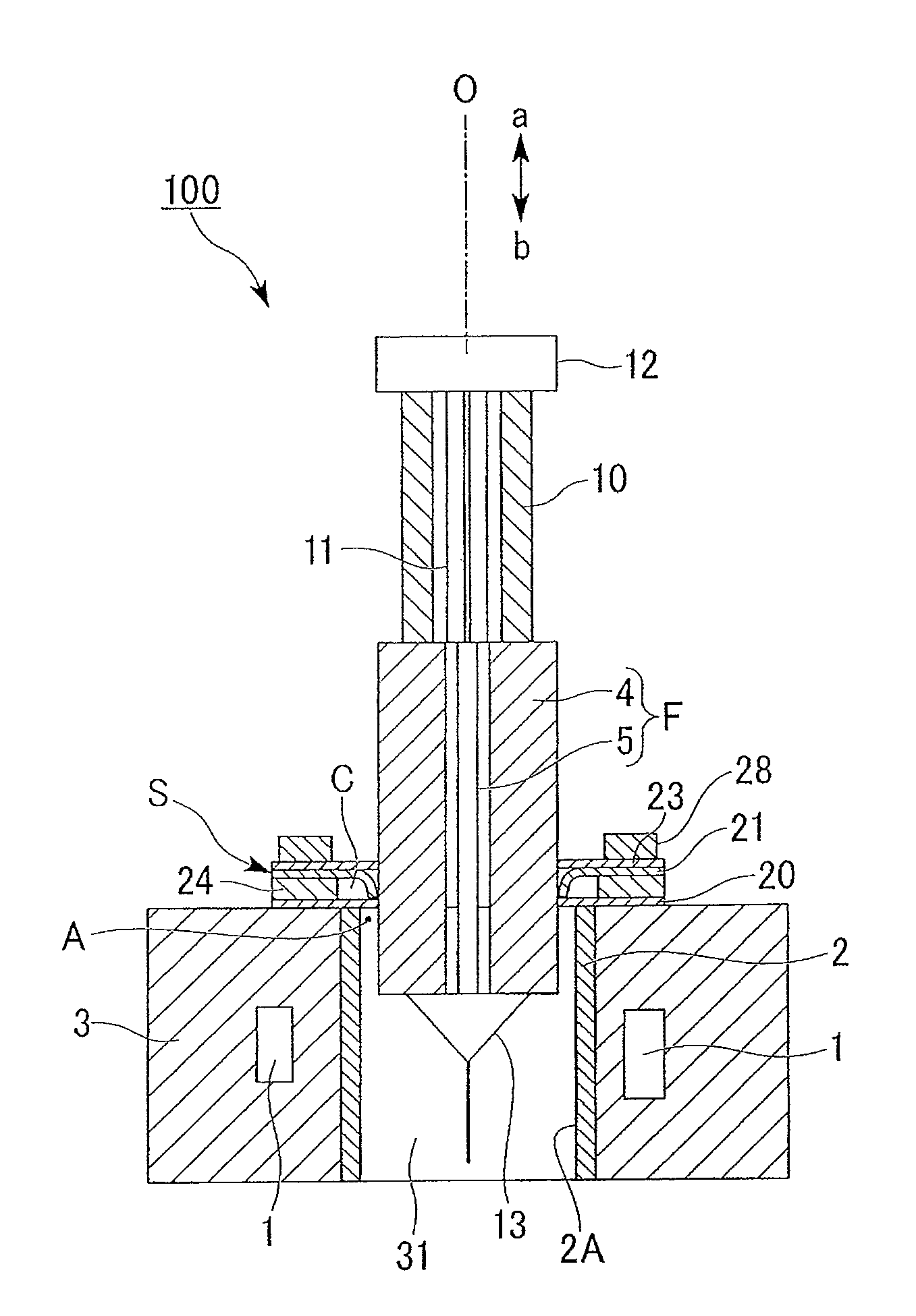 Optical fiber manufacturing apparatus and optical fiber manufacturing method