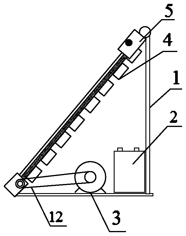 Photovoltaic module cleaning device based on photothermal cooperative power generation