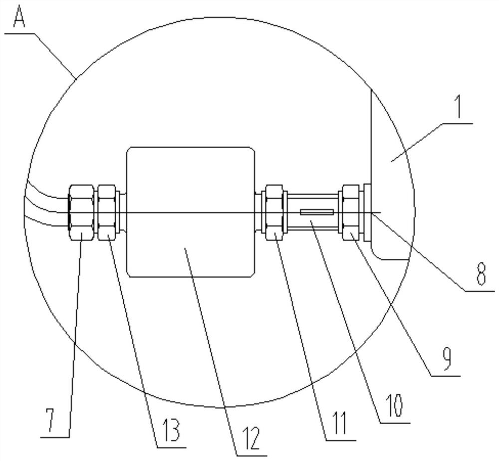 Automatic oil filtering device for loader gearbox