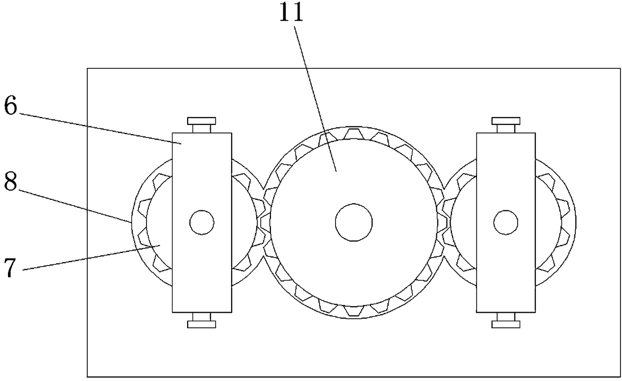 Efficient paint spraying device for ship cabin production