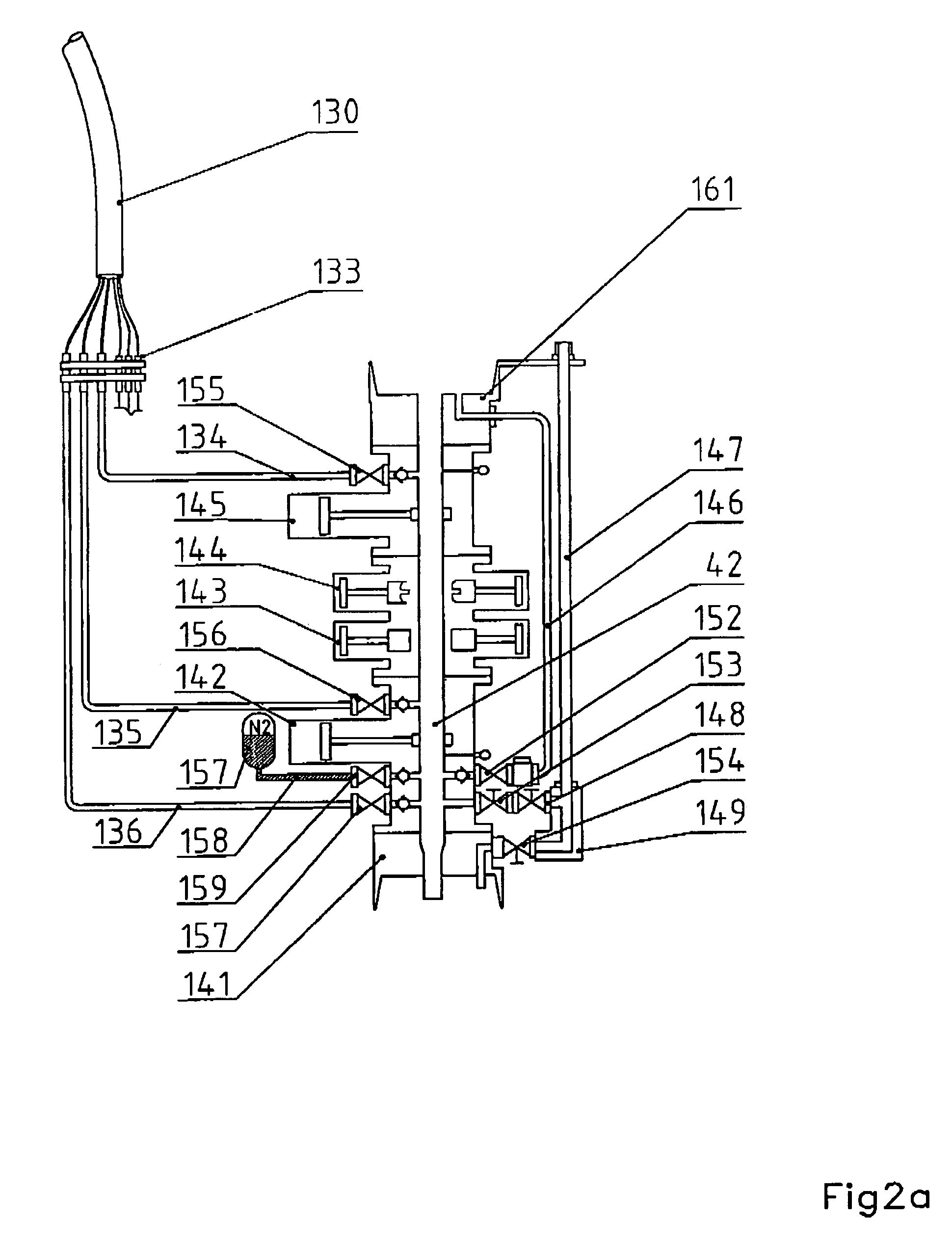 Subsea lubricator device and methods of circulating fluids in a subsea lubricator