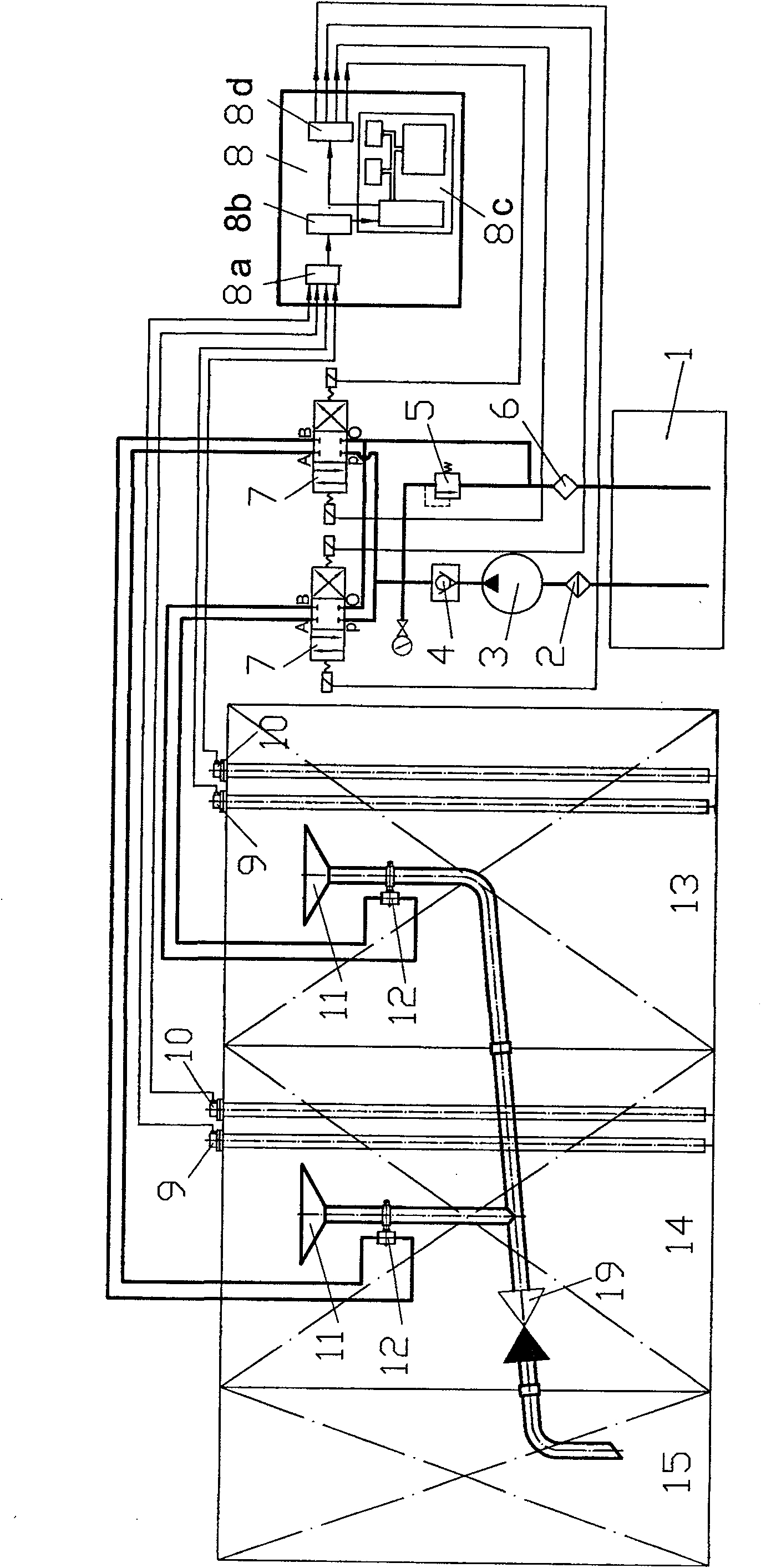 Oil decanting system for oil-sewage tank of oil-sewage ship