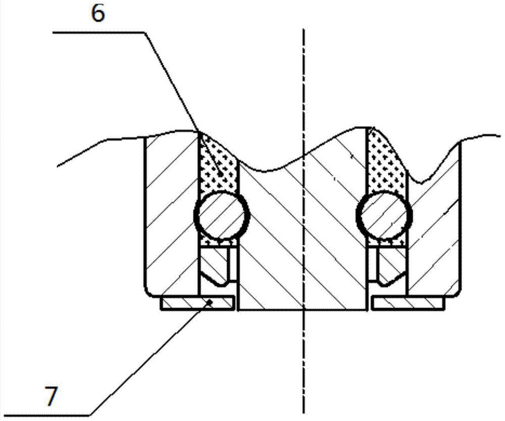 Rotating anode CT bulb with elastic metal fiber and graphene enhanced heat dissipation