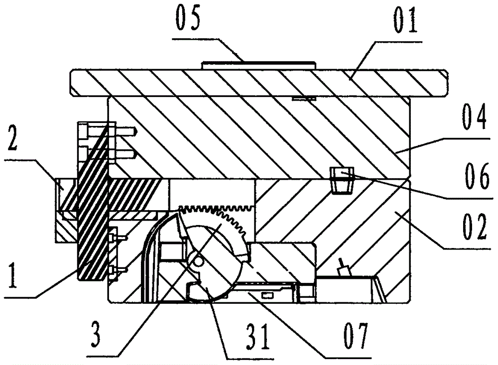 Rack-driven rotational core pulling device at cover half position of injection mold