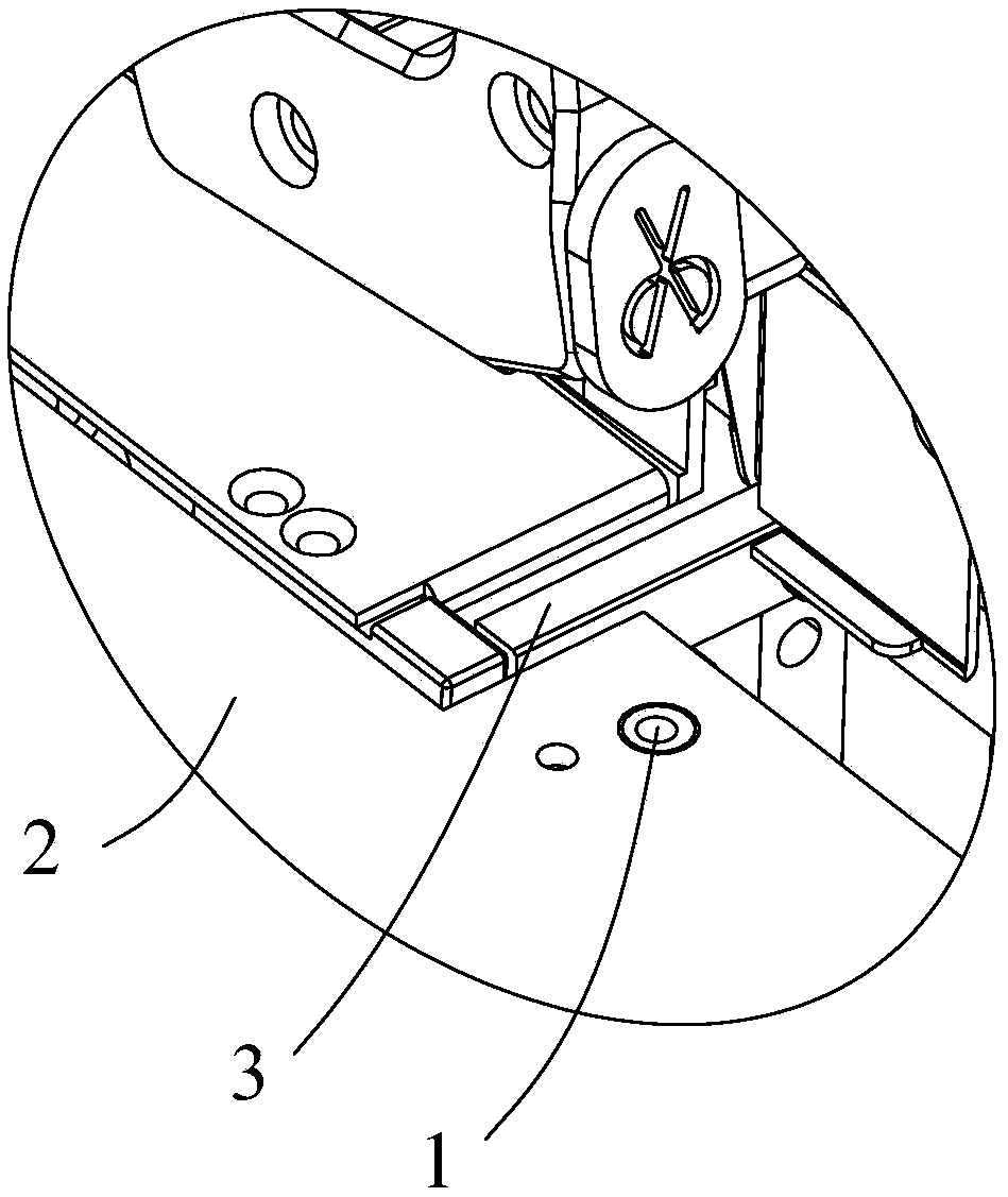 Trimming control mechanism and sewing machine