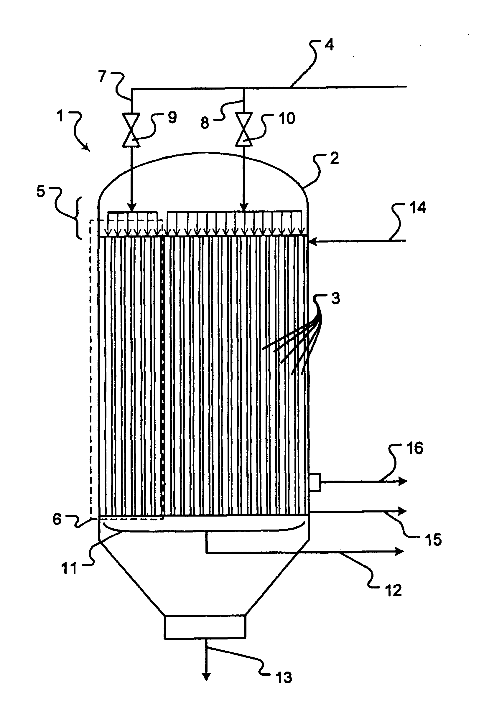 Partial load enabled falling film evaporator and method for operating a partial load