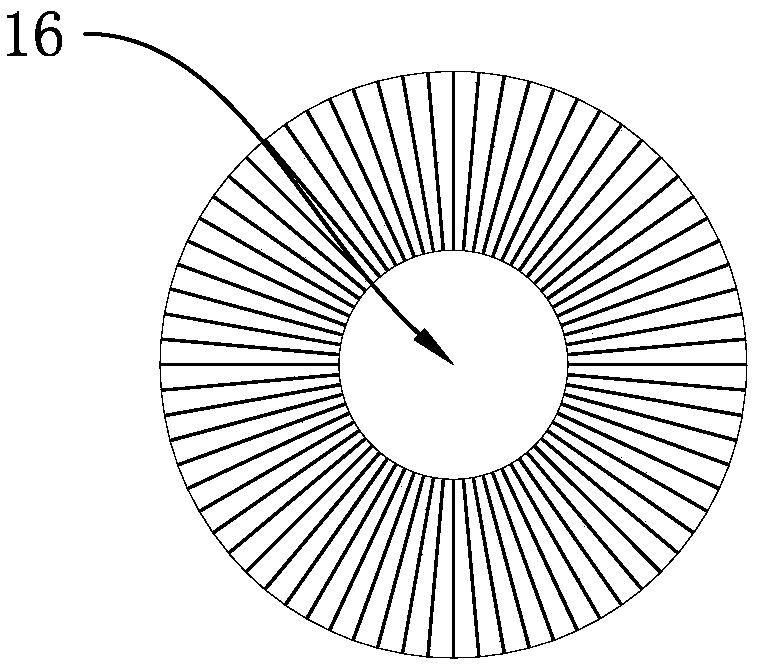 A kind of crushing and threshing device for hard plant fruit pods and using method thereof