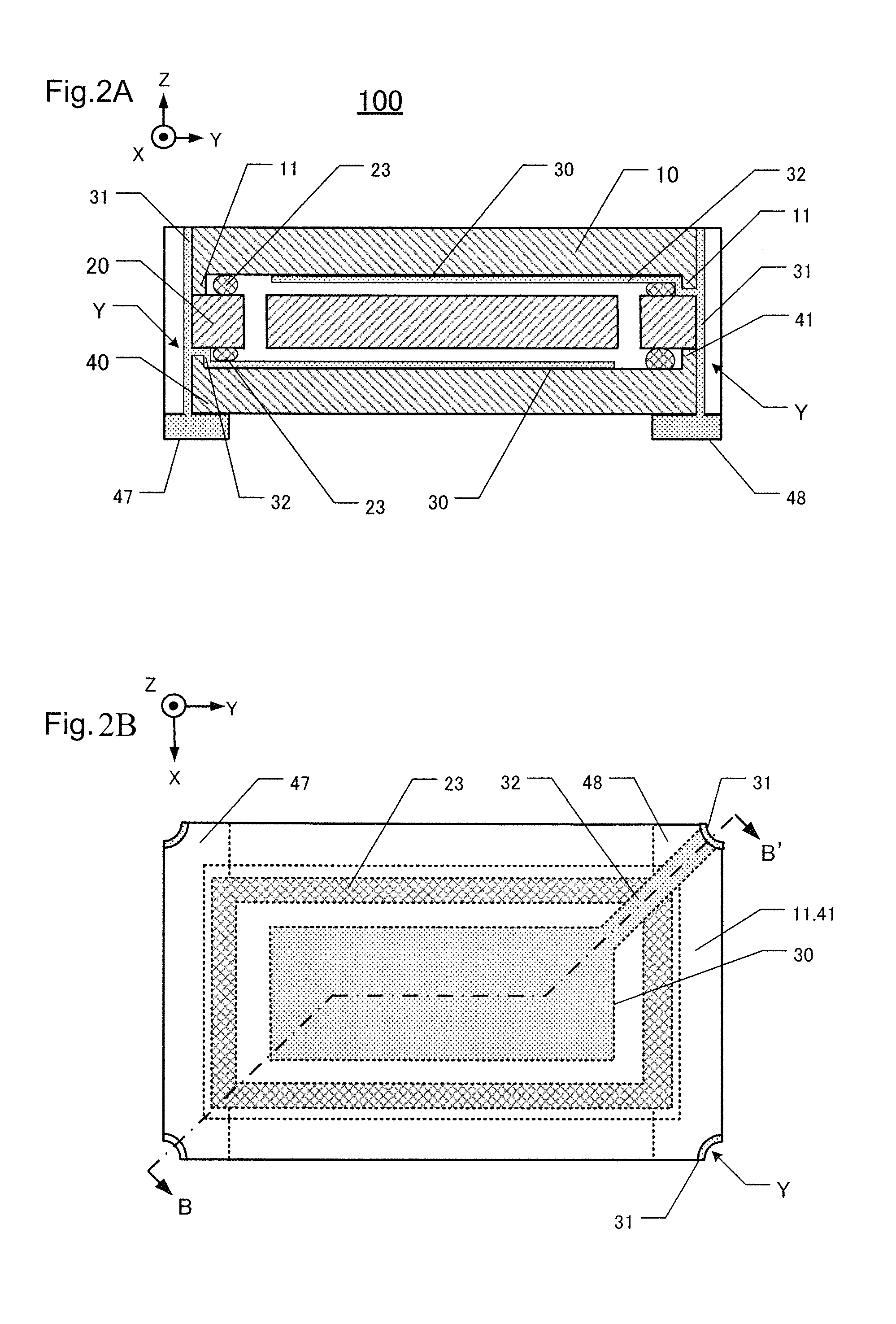 Piezoelectric devices including electrode-less vibrating portions