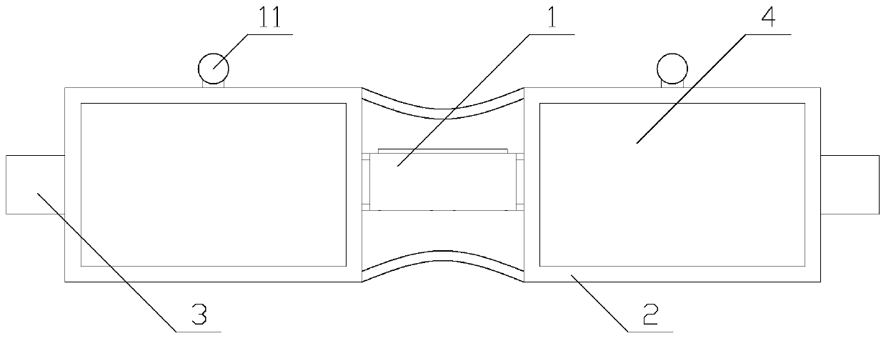 Wearable navigation device with water mist clearing function