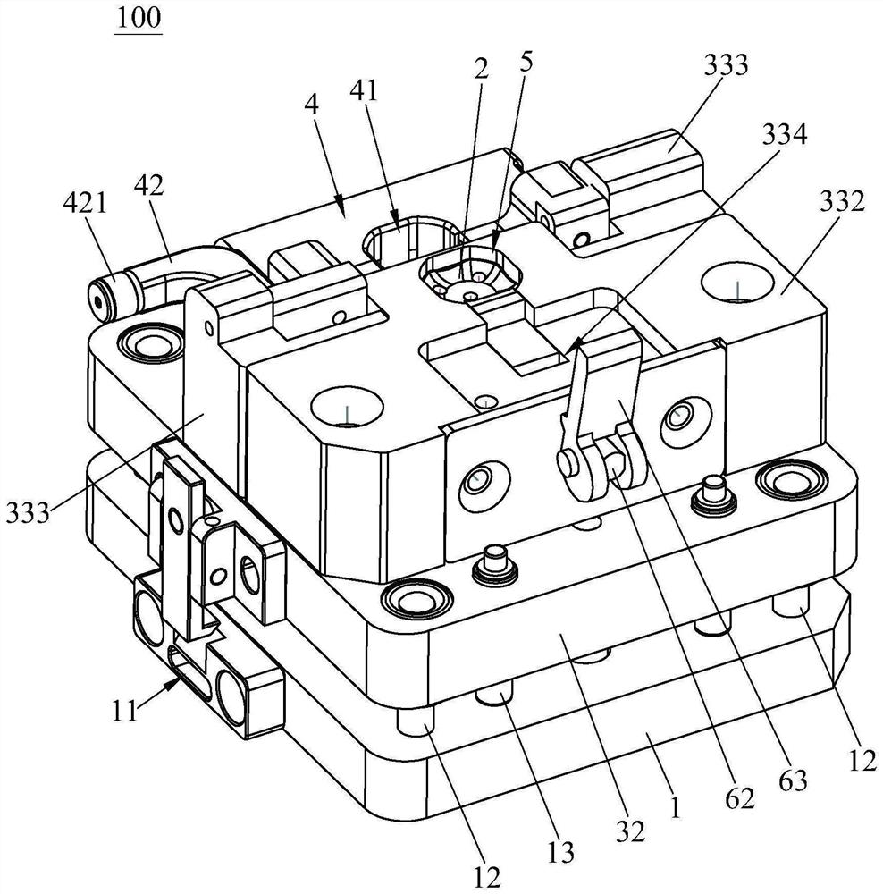 Clamp, glue dispensing clamp assembly and glue removing clamp assembly