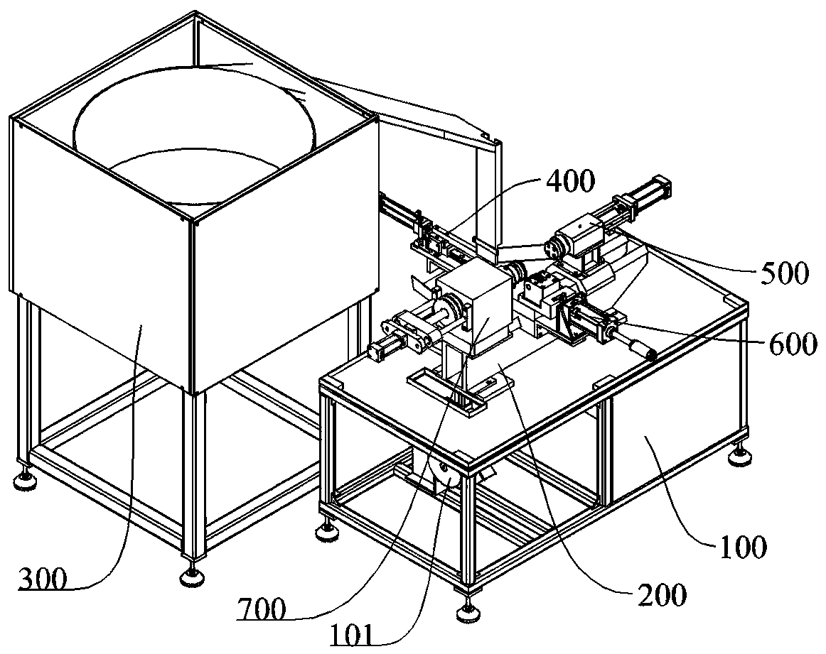 Automatic notching device for filter net of liquid reservoir