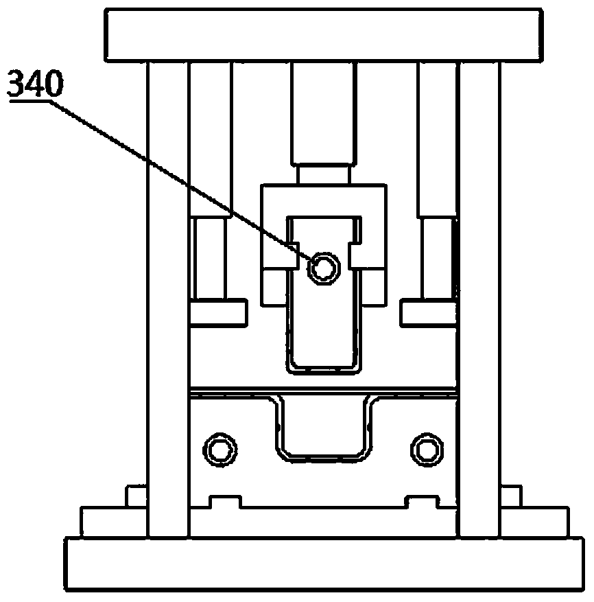 A thermoforming stamping device and stamping method for an automobile energy-absorbing structure