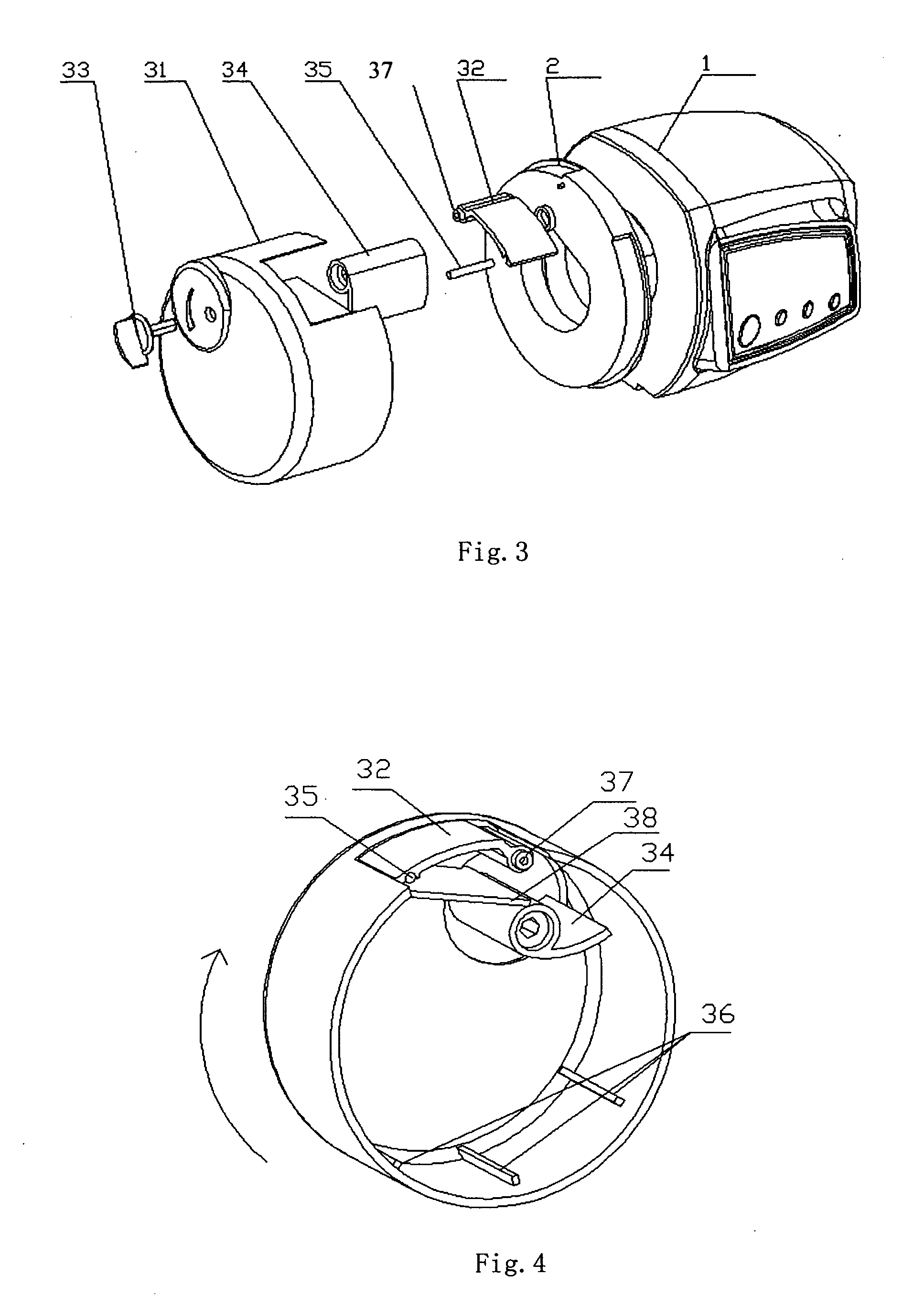 Feeder and a feeding method protecting feedstuff from moisture