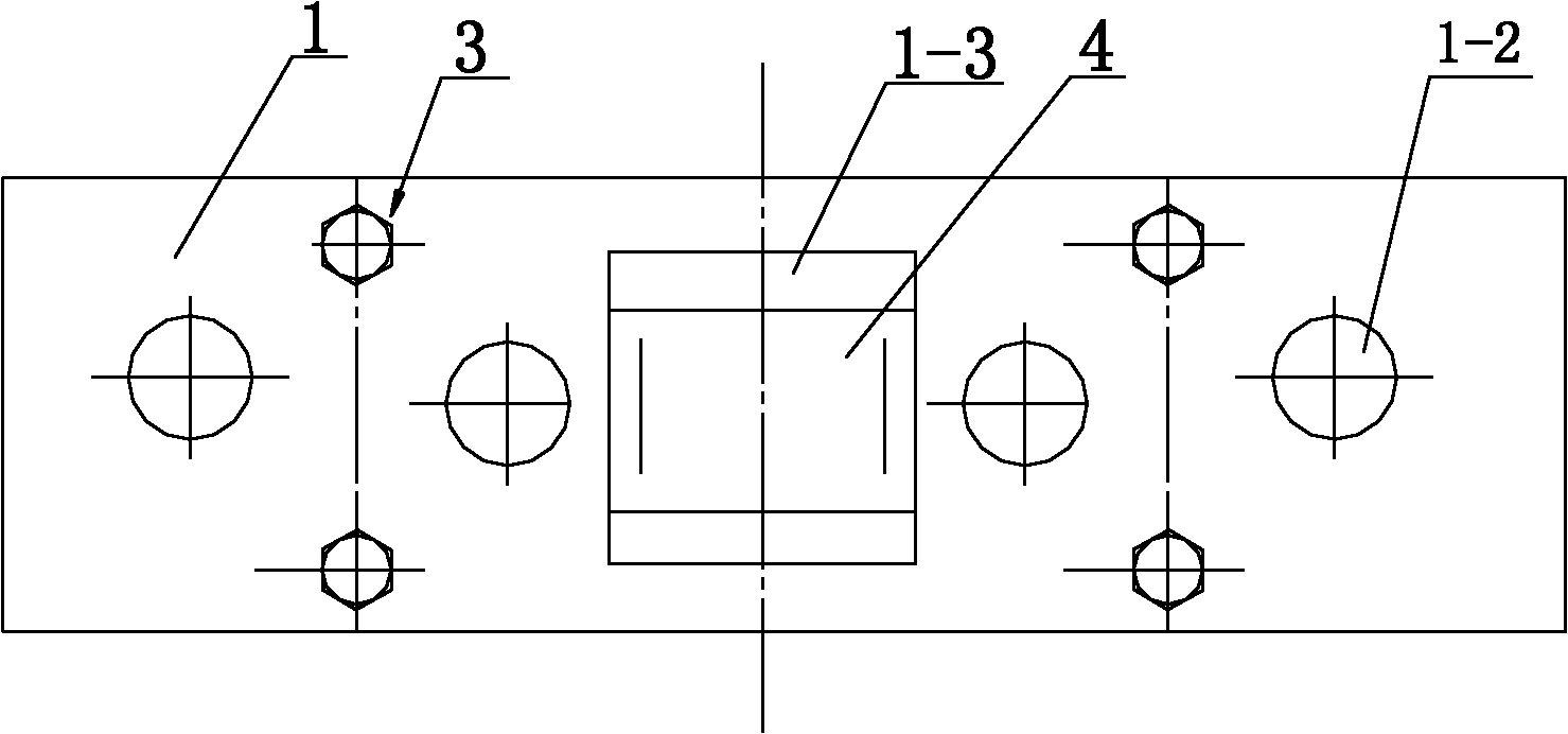 Large-scale hydro-generator rotor connecting sheet punching tool