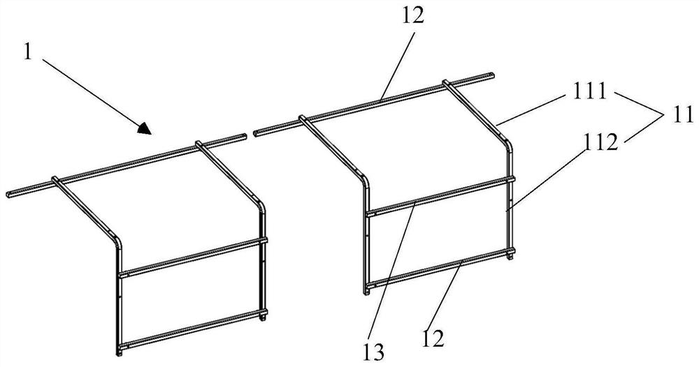 Water retaining cover for power battery of new energy commercial vehicle