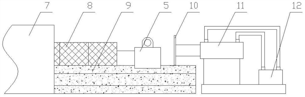 On-line slag removal device for heating furnace