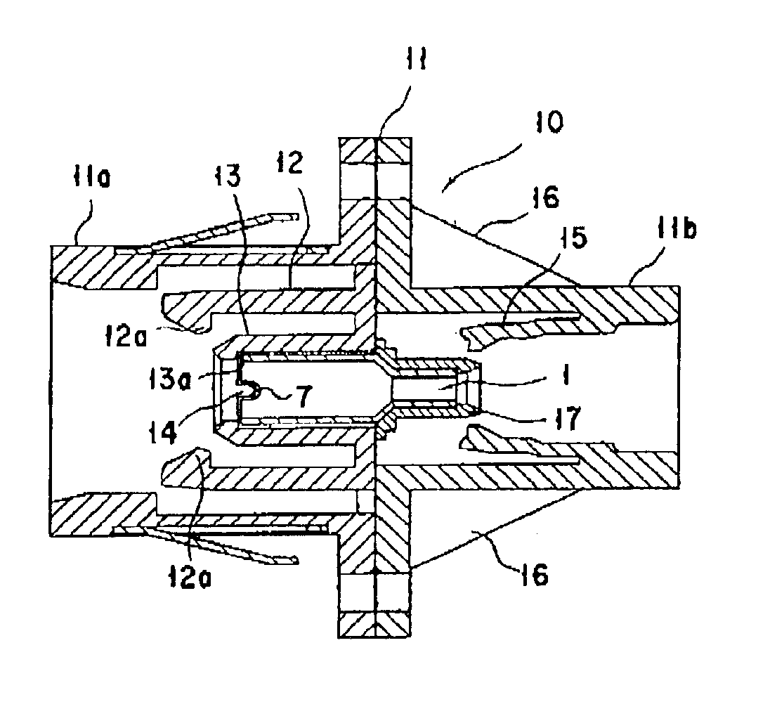 Conversion sleeve and optical adapter