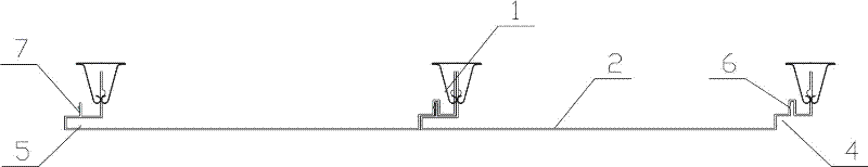 Sealing installation structure of strip gusset plate in suspended ceiling