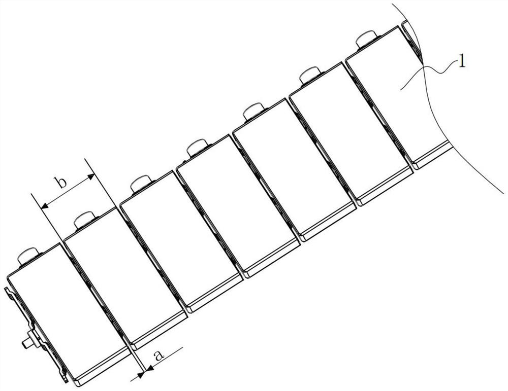 Self-compensation adjusting mechanism and method for new energy battery module welding