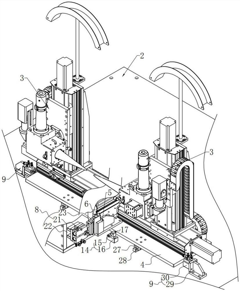 Self-compensation adjusting mechanism and method for new energy battery module welding