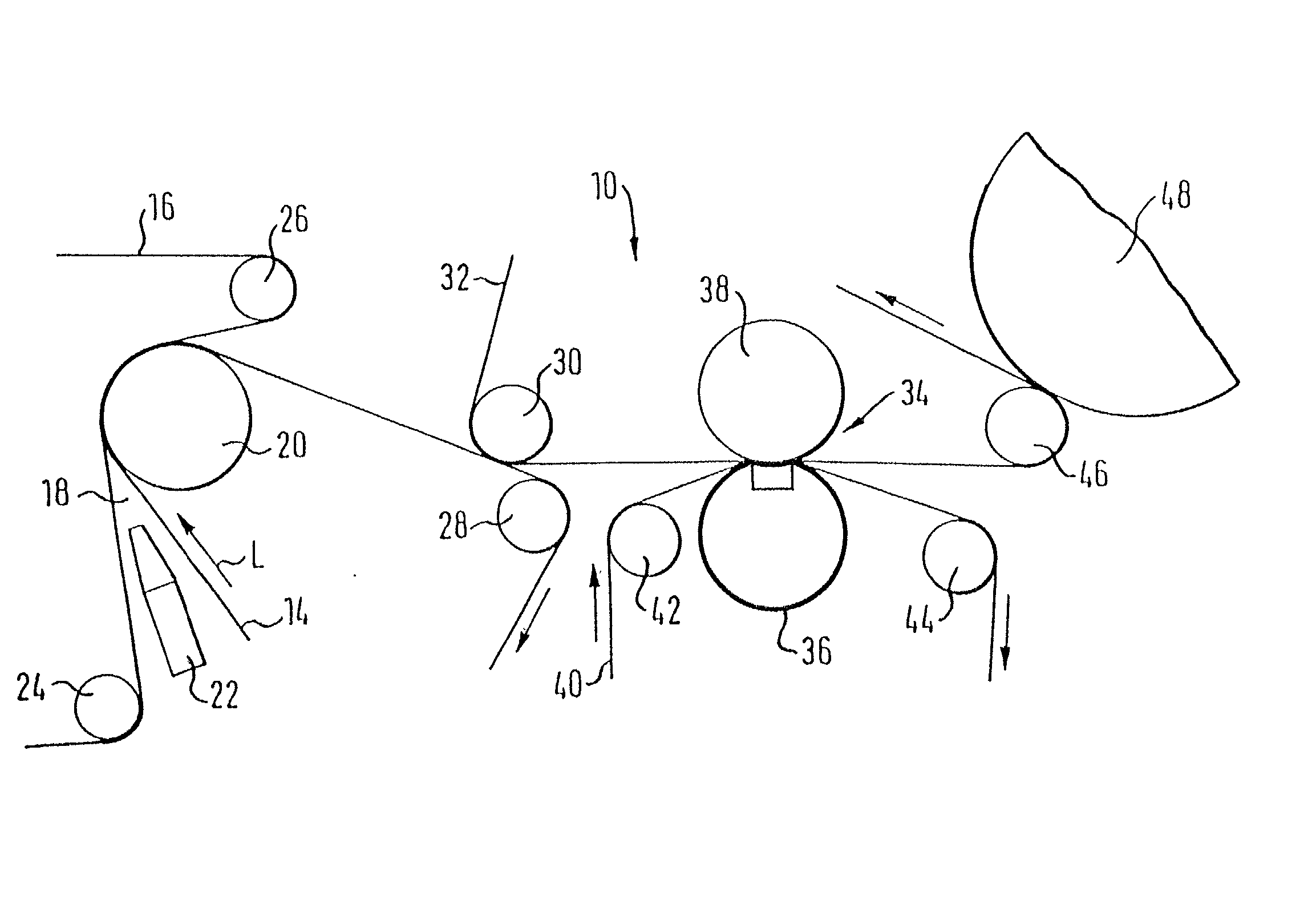 Machine and process for producing a tissue web