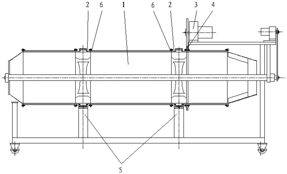 Fish descaling roller and working method for adjusting the scraper angle of descaling structural parts by wireless remote control